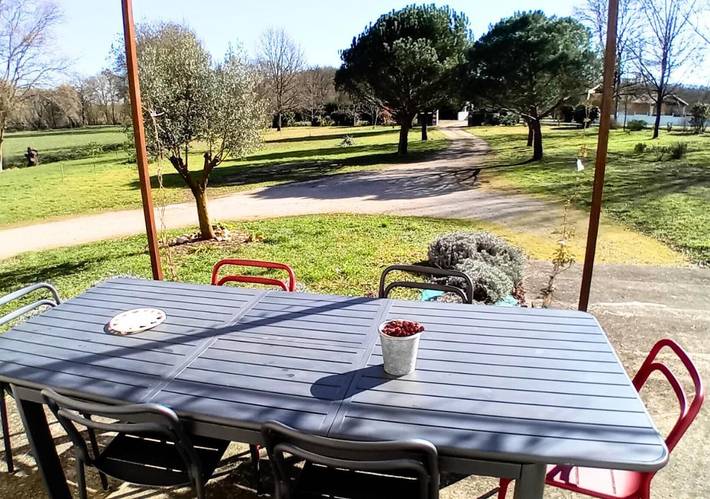 Chambre d’hôte pour 2 personnes, avec vue ainsi que piscine et jardin à Lempaut - 4