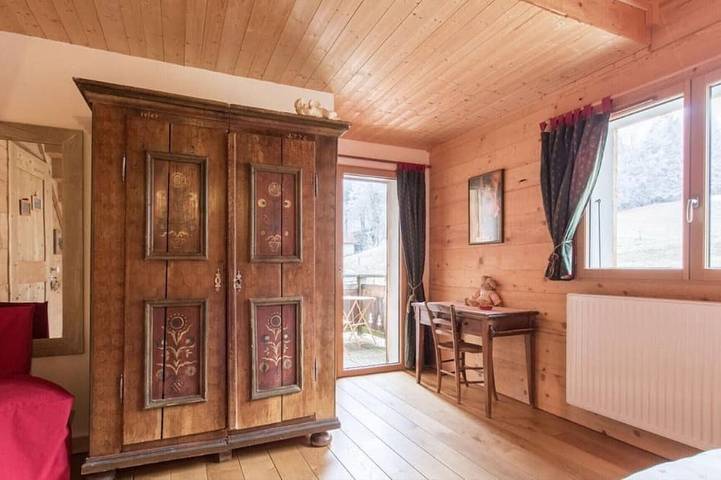 Location de vacances pour 4 personnes, avec jardin à Orcier - 2