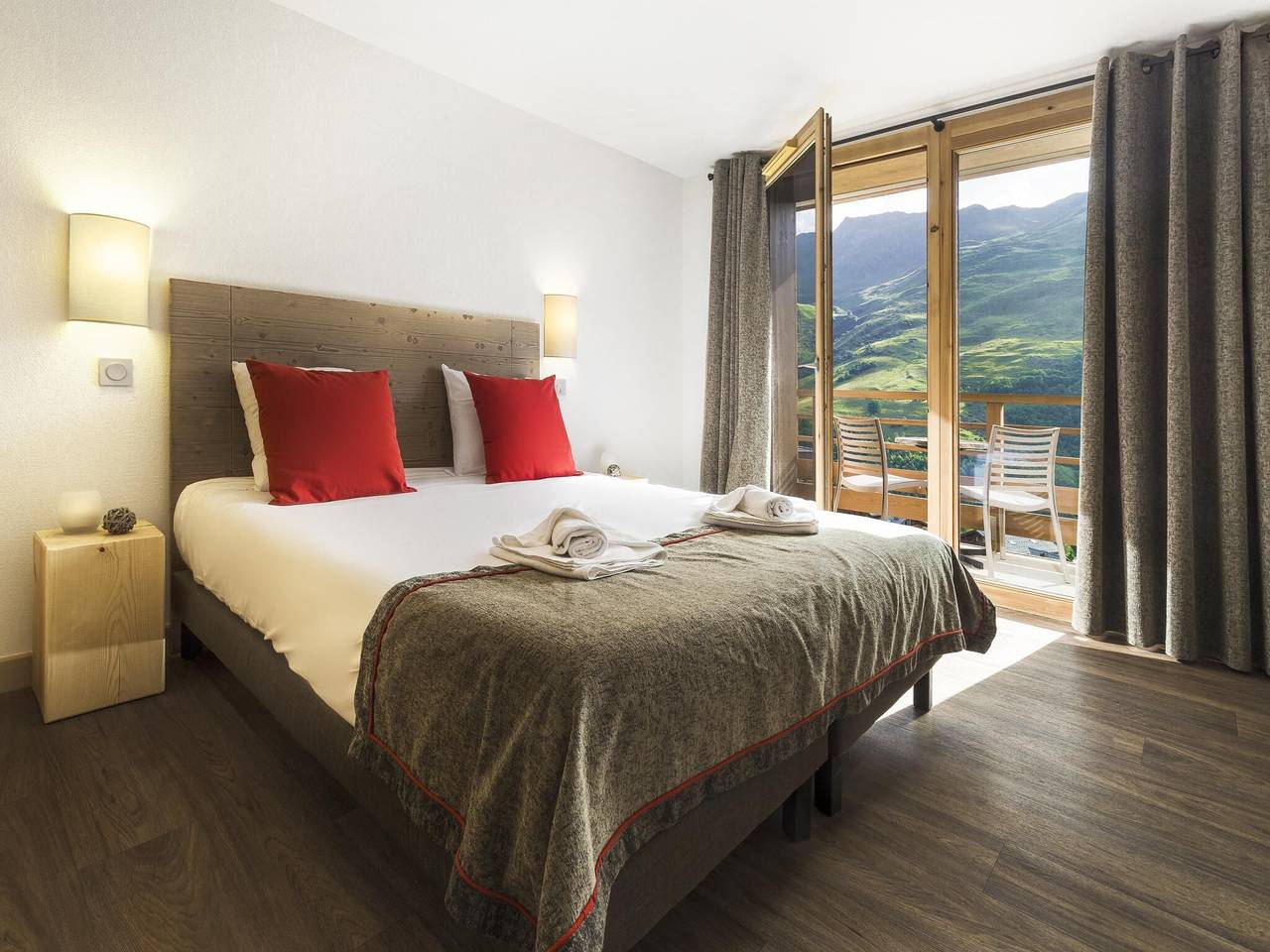 Geheel appartement, Chalet in Franse Alpen met Spa in Les Menuires, Saint-Martin-de-Belleville
