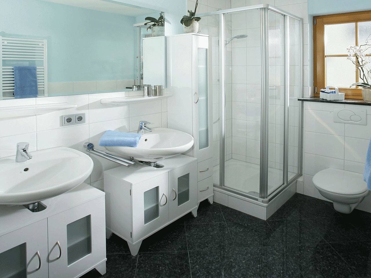 Ganze Wohnung, Apartment 'Haus Am Wald' mit Bergblick, Gemeinschaftsterrasse und Wlan in Untermünstertal, Münstertal