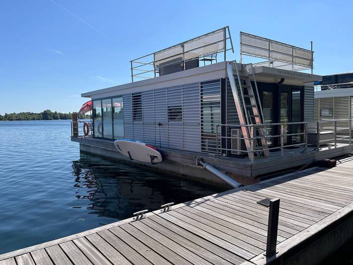 Ferienhaus für 4 Personen, mit Balkon und Terrasse sowie Seeblick in Xanten