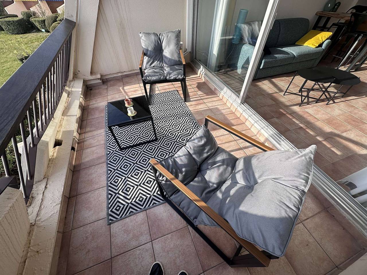 Studio entier, Studio moderne avec climatisation et parking proche plage in Port Camargue, Le Grau-du-Roi