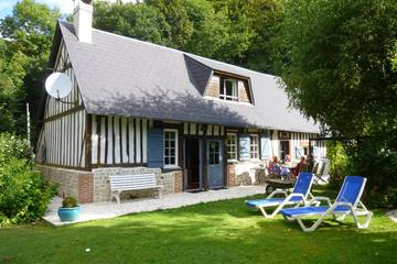 Gîte pour 6 personnes, avec jardin et terrasse, animaux acceptés à Écrainville