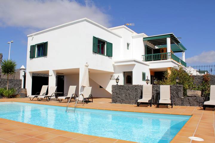 Chalet para 8 personas, con terraza y jardín - 1