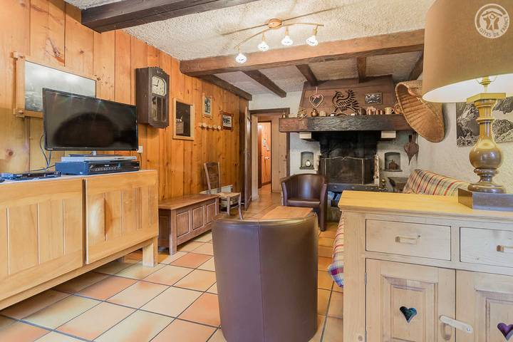 Gîte pour 6 personnes, avec jardin et terrasse, animaux acceptés à Notre-Dame-de-Bellecombe - 4