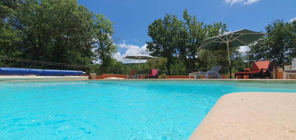 Maison de vacances pour 8 personnes, avec jardin ainsi que piscine et vue