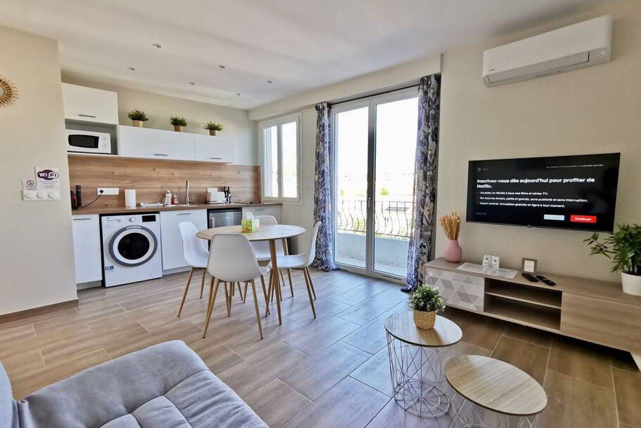 Hel leilighet, Bash 11 by Booking Guys in Nice, Niceregionen