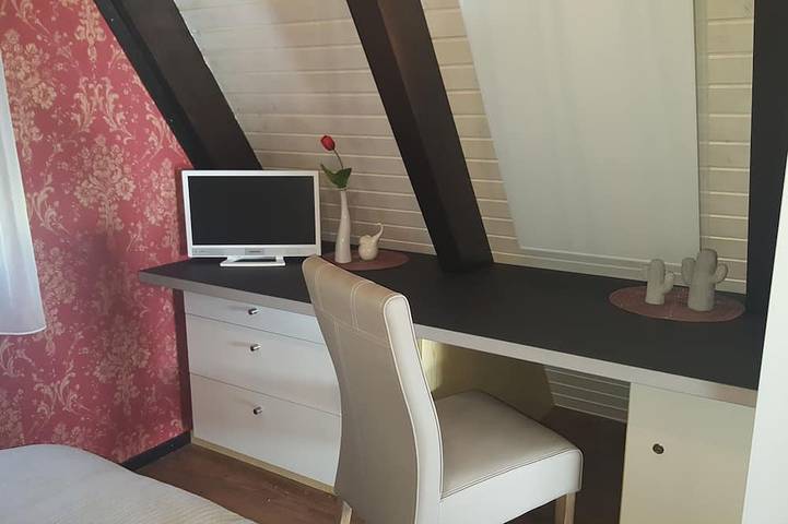 Ihr Bodensee-Urlaub: Gemütliches Nurdachhaus mit viel Liebe zum Detail in Immenstaad am Bodensee, Region Bodensee-Oberschwaben