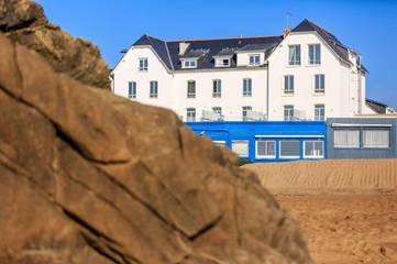 Hôtel pour 2 personnes, avec terrasse dans Plage de Mr Hulot