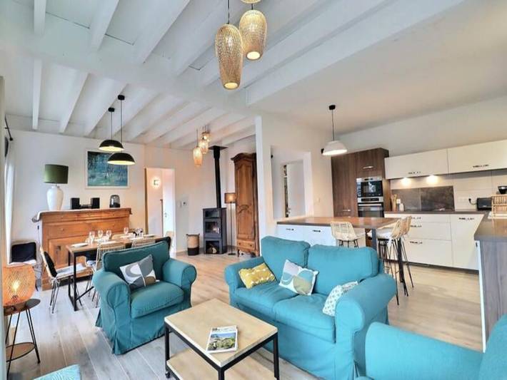 Gîte pour 8 personnes, avec piscine ainsi que jardin et terrasse, adapté aux familles à Ventabren - 4