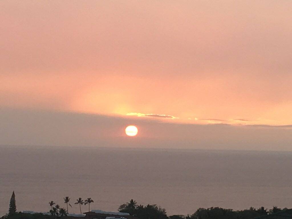 Wohnanlage befindet sich in unmittelbarer Nähe zum Strand in Komohana Kai, Alii Kai