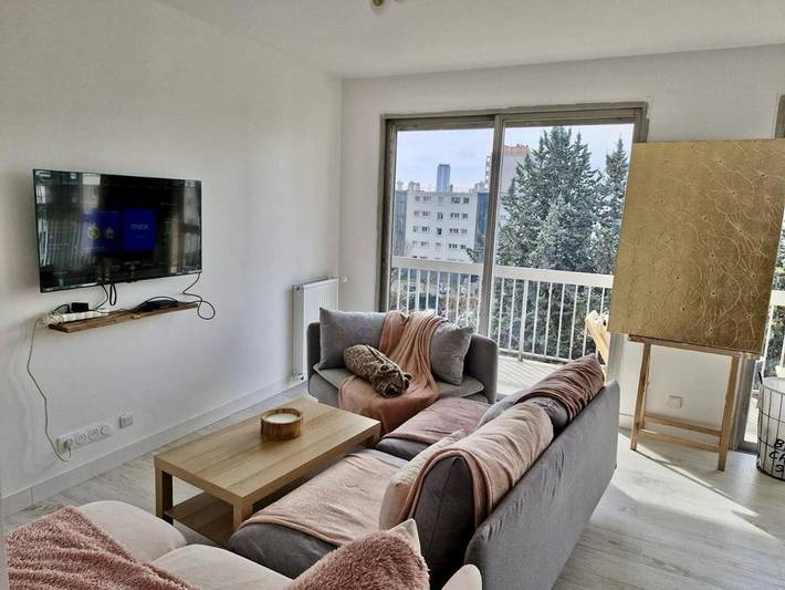 Gîte pour 2 personnes, avec jacuzzi et balcon à Épinay-sur-Seine - 3