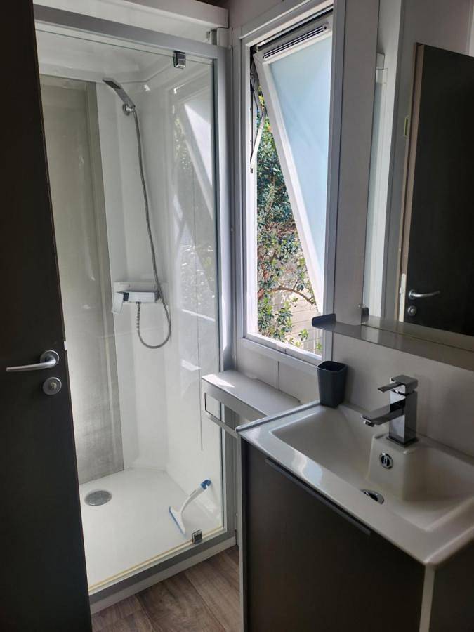 Camping pour 4 personnes, avec piscine et jardin, animaux acceptés à Gujan-Mestras - 2