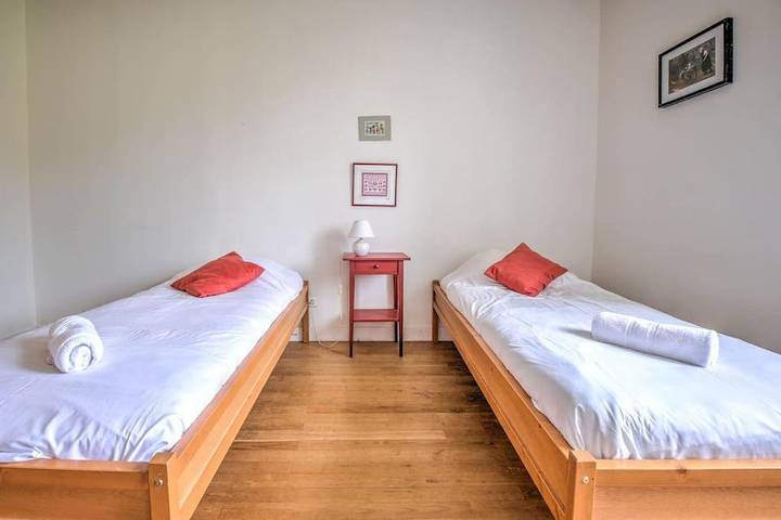 Location de vacances pour 6 personnes, avec jardin dans Saint-Pierre-de-Chignac - 3