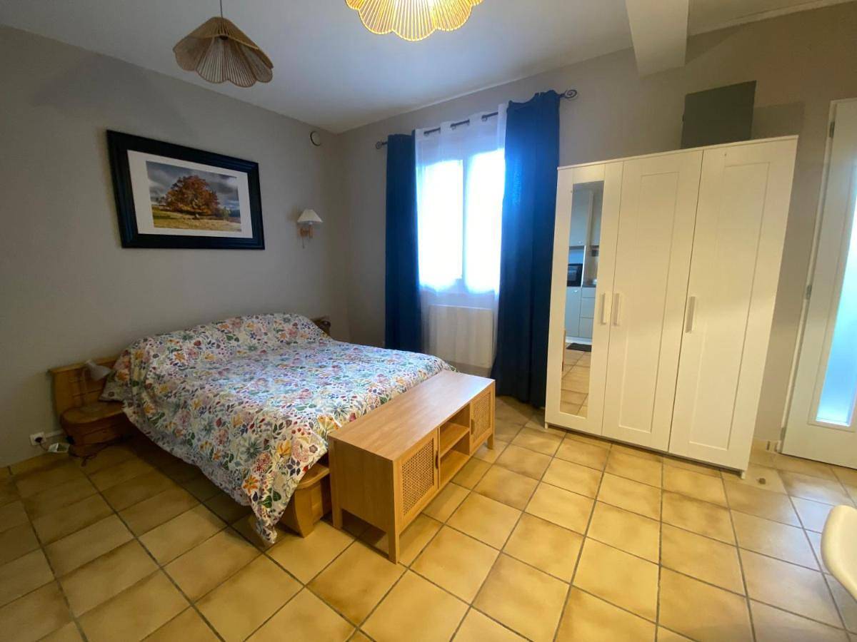 Appartement entier, One-Bedroom Apartment in Vieille-Brioude, Haute-Loire