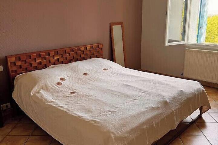 Location de vacances pour 6 personnes, avec jardin et balcon à Sauveterre - 3