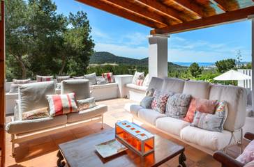 Villa in Santa Eulària des Riu, Ibiza Osten für 12 