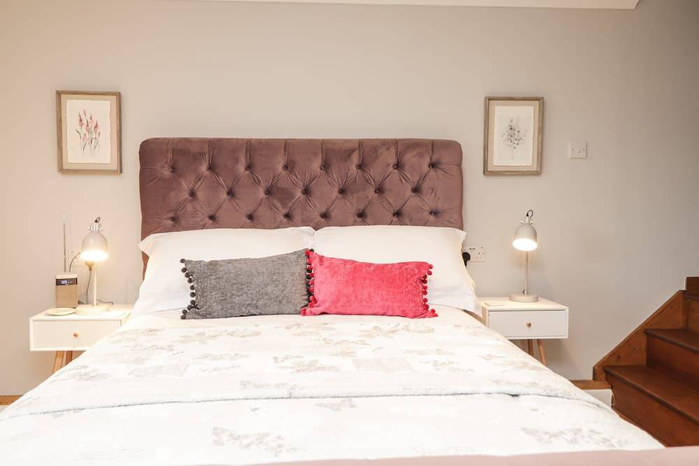 Ditsys Den, pet friendly, with a garden in Paddock Wood, Kent in Yalding, Kent