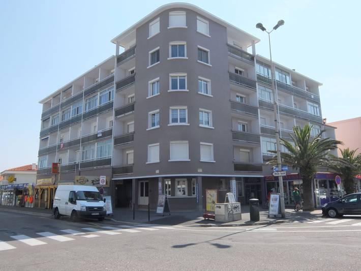 Gîte pour 2 personnes, avec balcon dans Plage Maillol - 2