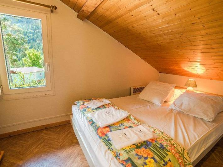 Gîte pour 2 personnes, avec piscine à Méolans-Revel - 4
