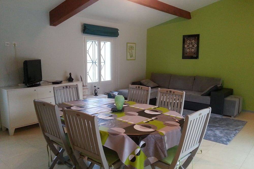 Au coeur du Parc de la Campane 15, 20 minutes des plages in Narbonne, Région de Narbonne