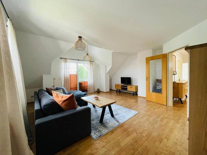 Ferienwohnung für 5 Personen, mit Balkon und Terrasse sowie Ausblick in Mittelneufnach - 2