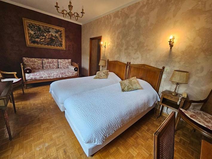 Hôtel pour 2 personnes, avec vue et jardin, animaux acceptés à Gincla - 2