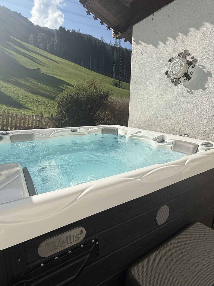Vakantiehuis direct aan de skipiste skigebied Hochzillertal met sauna en whirlpool in Tux Alps, Kaltenbach