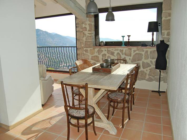 Gîte pour 6 personnes, avec piscine ainsi que jardin et terrasse à La Turbie - 3
