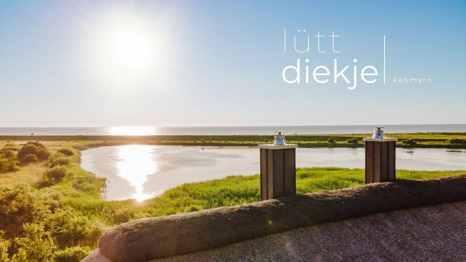 Lütt Diekje – Stylish Thatched Cottage with Sea View and Near the Beach in Westermarkelsdorf, Fehmarn