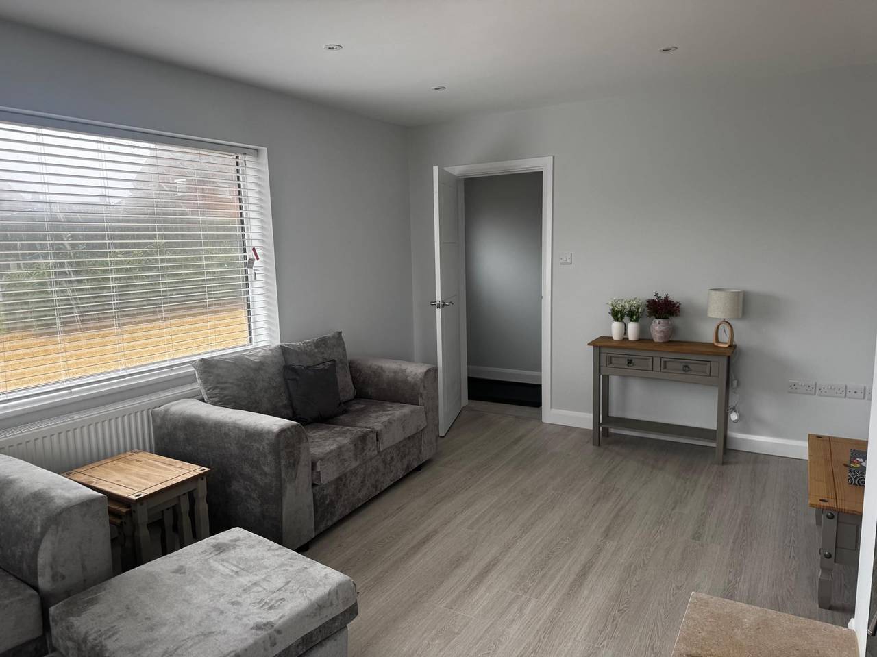3 Bed Cottage - Sleeps 5 - Pets - Hottub - Garden in Heacham, Norfolk Coast