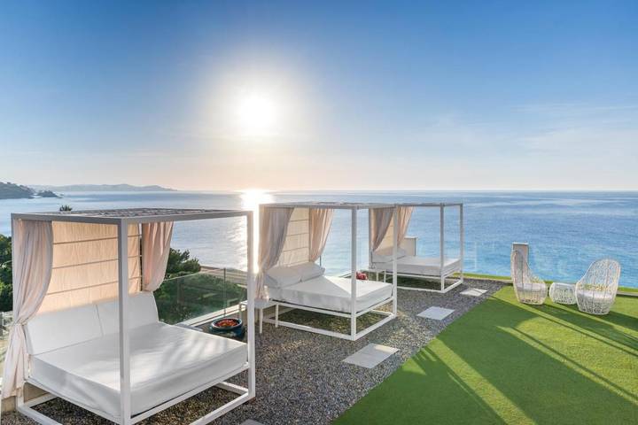 Hôtel pour 5 personnes, avec jardin et piscine, animaux acceptés