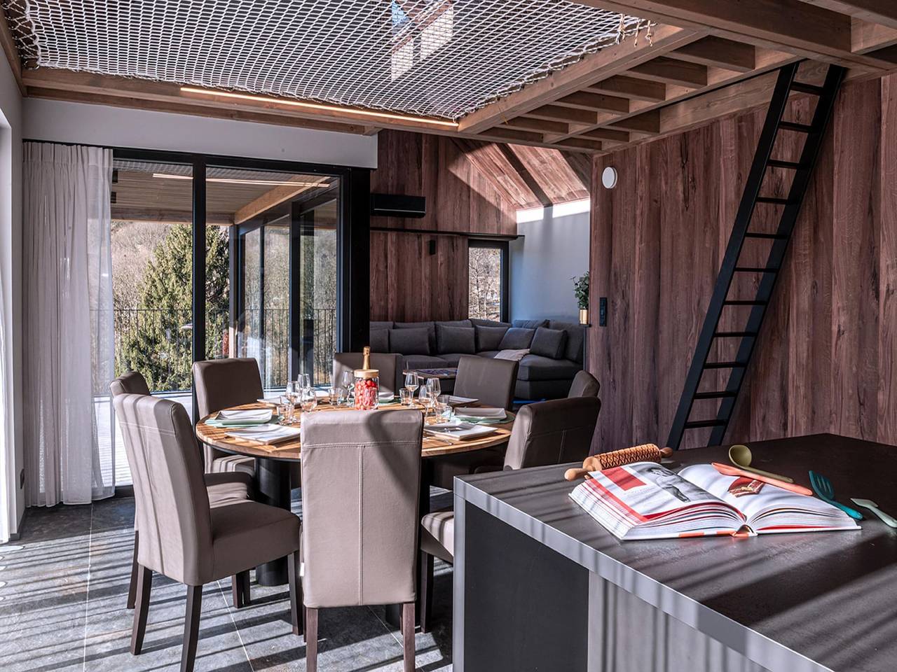 Villa in Ardennen nahe Durbuy und Wanderwegen in La Roche-en-Ardenne, Luxemburg Provinz