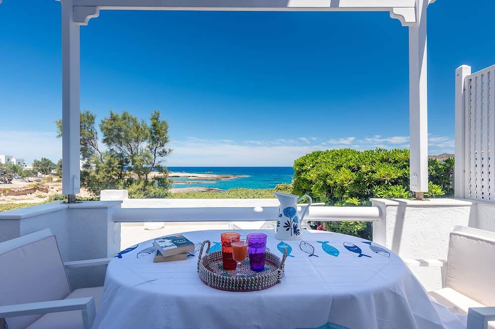 Apartment for 2 People in Milos, Cyclades