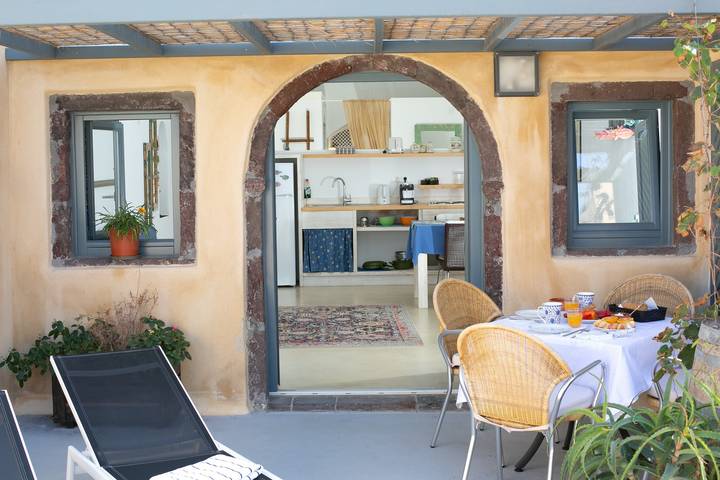 Apartmenthotel für 4 Personen, mit Whirlpool auf Santorin