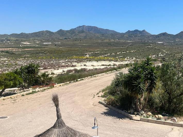 Location de vacances pour 6 personnes, avec vue ainsi que terrasse et piscine dans Camposol - 2