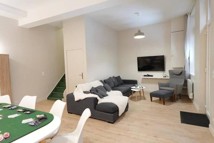 Location de vacances pour 8 personnes, avec jardin à Arras - 2