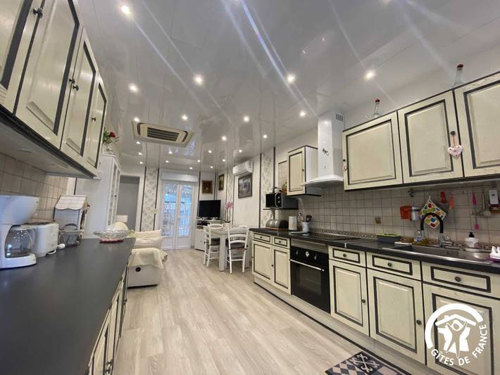 Gîte pour 2 personnes, avec piscine et jardin à Prades - 4