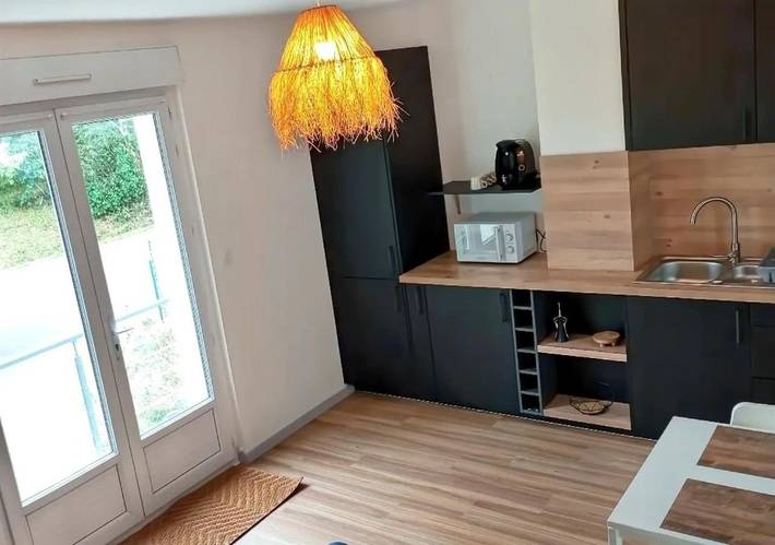 Location de vacances pour 3 personnes, avec vue ainsi que terrasse et jardin à Landrévarzec - 2