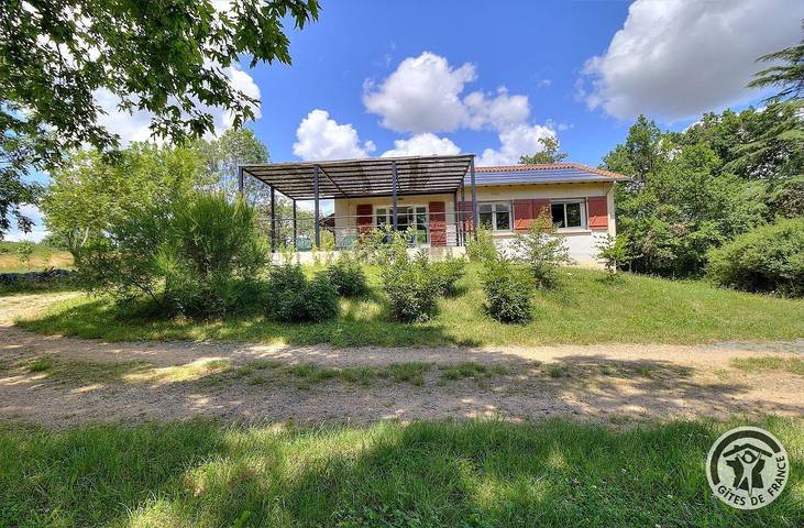 Gîte pour 6 personnes, avec jardin
