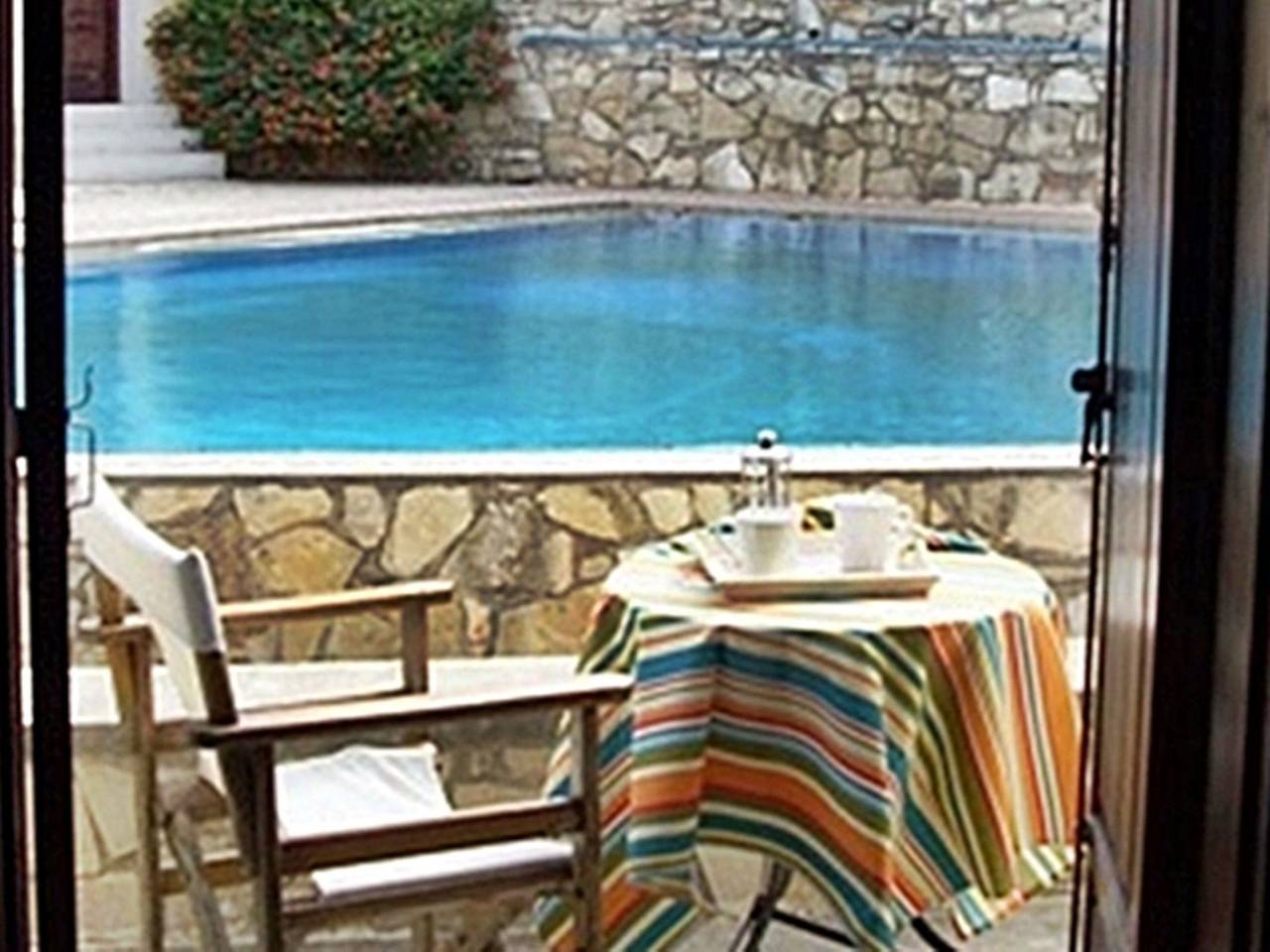Ganze Wohnung, Mit Terrasse und Balkon in Douliana, Vamos