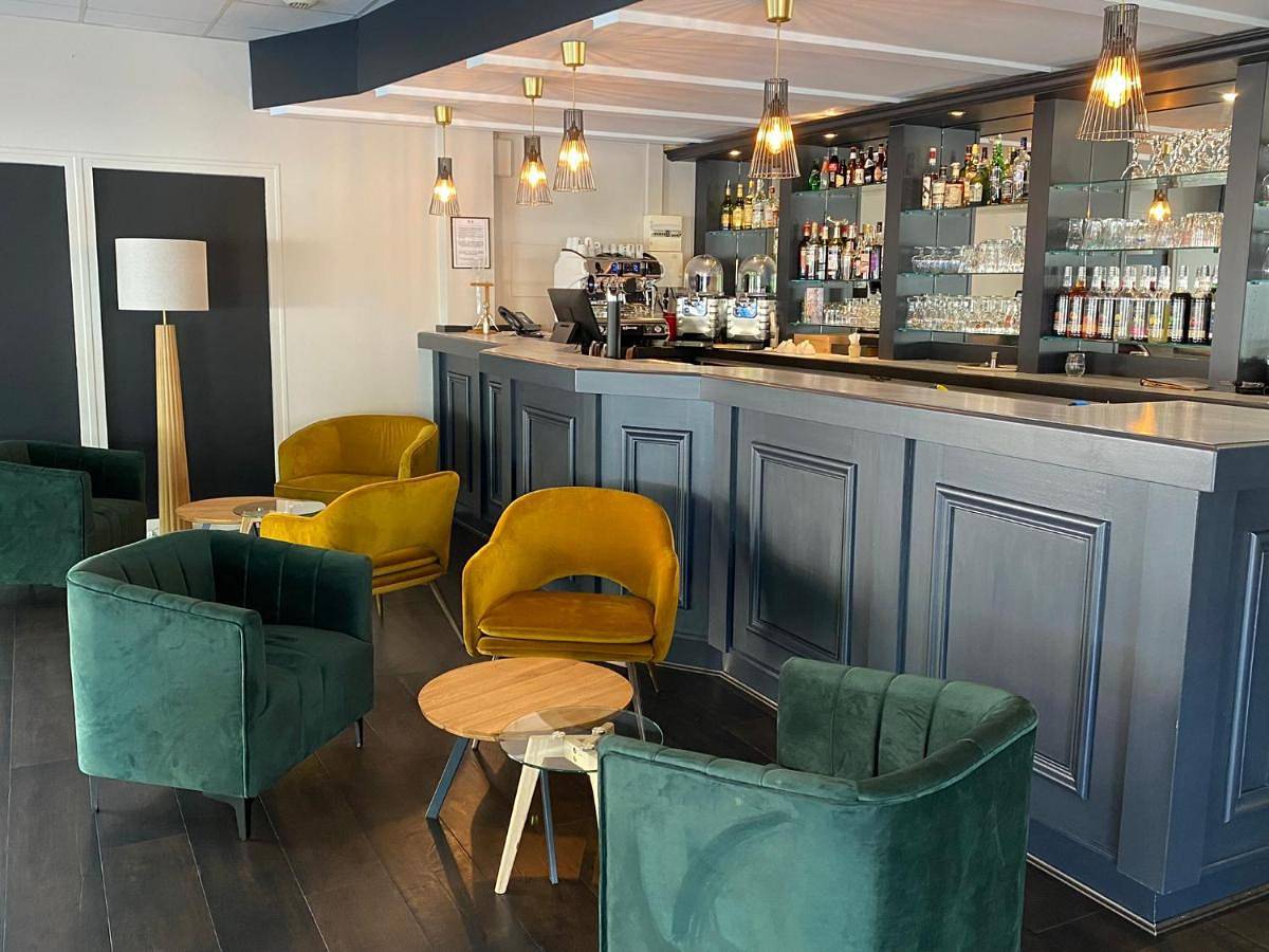 Hotel Restaurant Saint-Benoit in Gueugnon, Région de Charolles