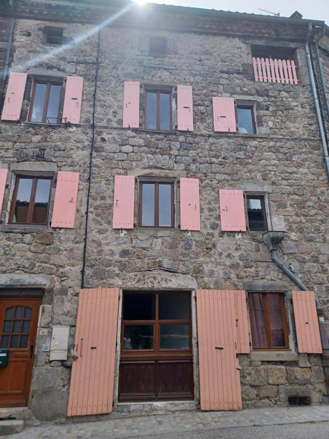 Gîte pour 6 personnes, avec vue à Montpezat-sous-Bauzon - 2