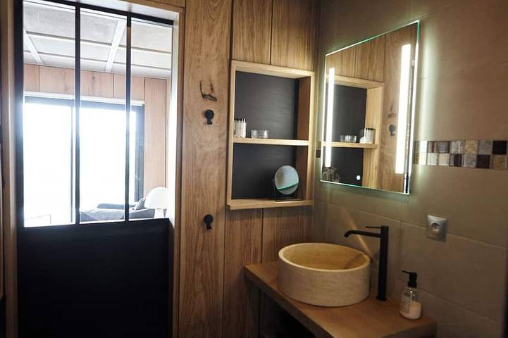 Location de vacances pour 2 personnes, avec sauna ainsi que piscine et jardin à Aramits - 4
