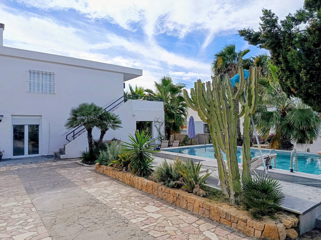 Chalet 'Chalet con piscina privada y barbacoa cerca de Alicante y de las playas de san juan y el Campello' in Busot, Costa Blanca