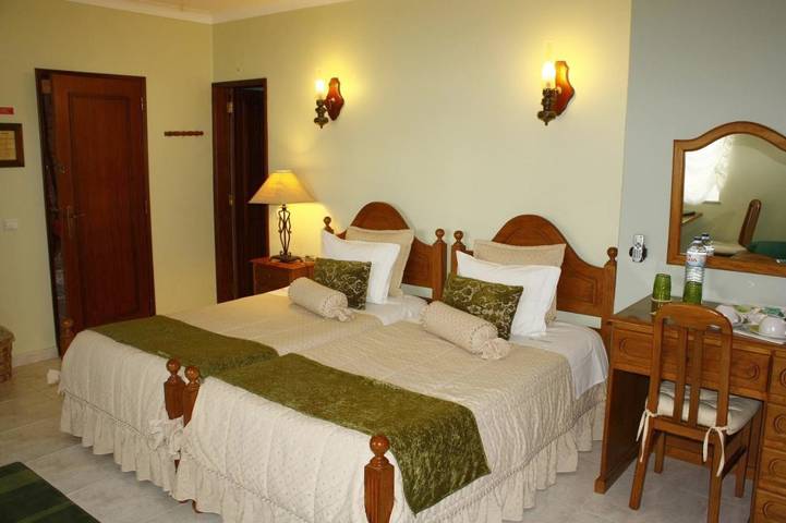 Casa de huéspuedes para 2 personas, con jardín y vistas en Santa Maria