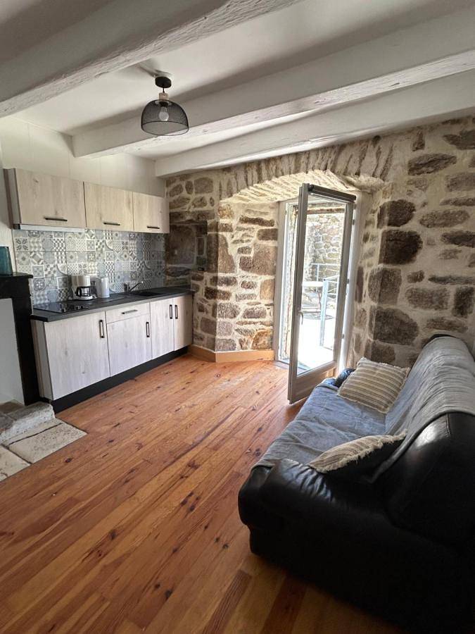 Appartement de vacances pour 2 personnes, avec vue et balcon dans Lozère - 2