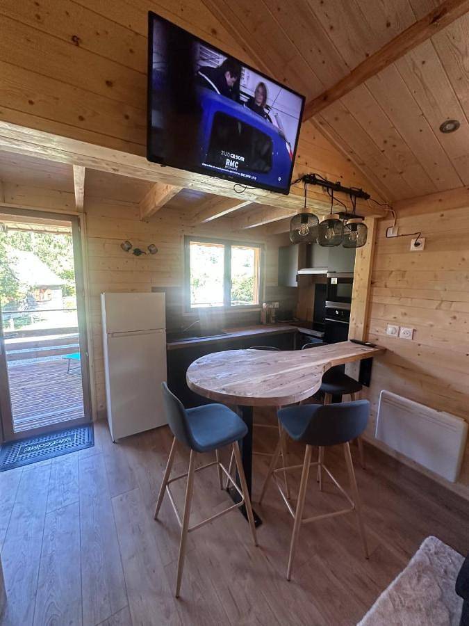 Two-Bedroom Chalet in Le Claux, Parc naturel régional des Volcans d'Auvergne