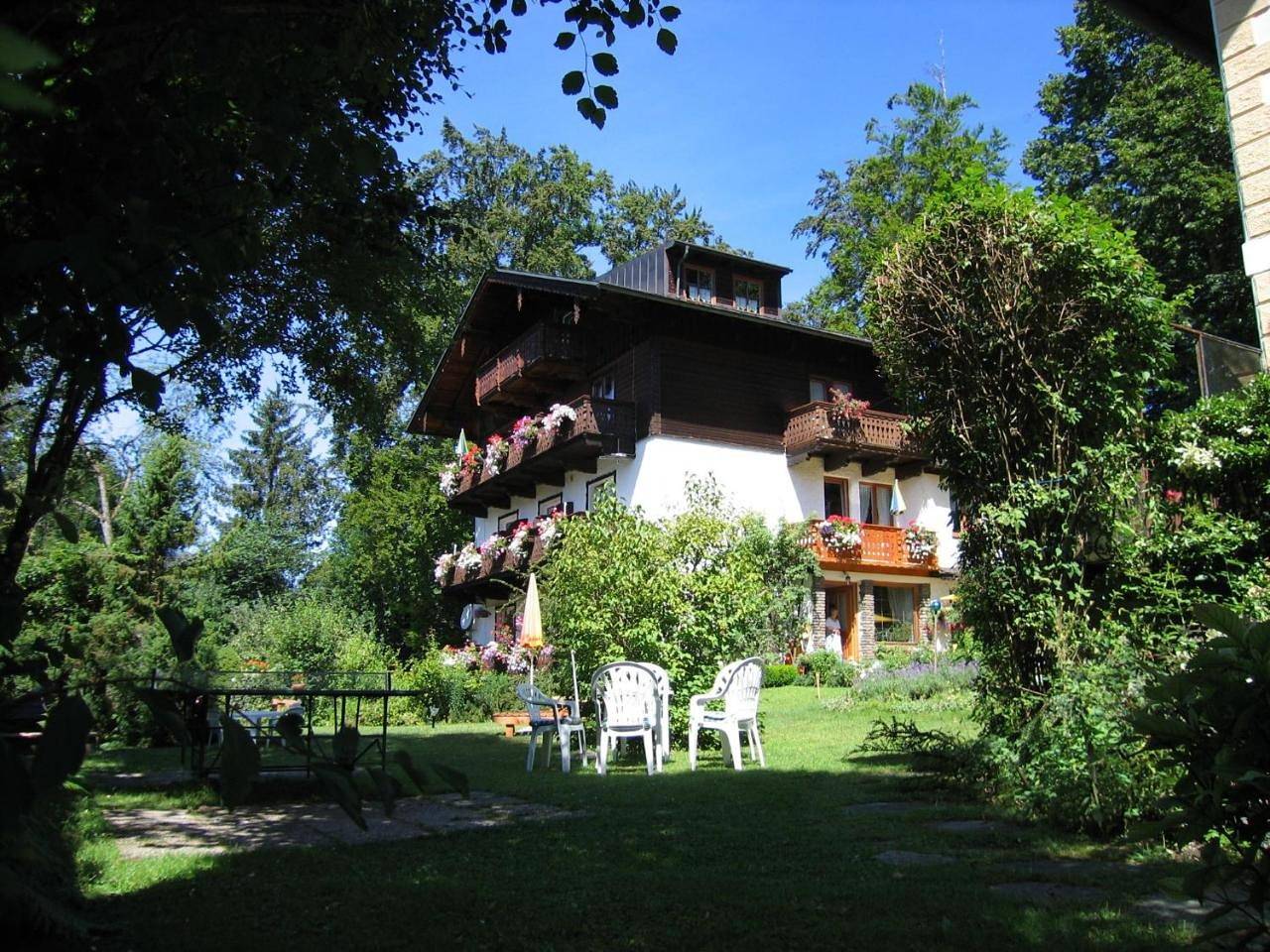 Gästehaus Sonnenwinkel - Villa Rösler in Sankt Wolfgang im Salzkammergut, Bezirk Gmunden