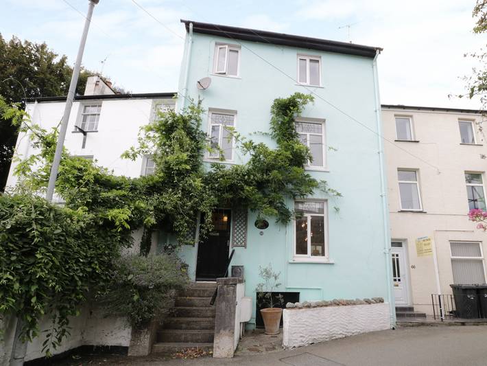 Ferienhaus für 8 Personen, mit Garten